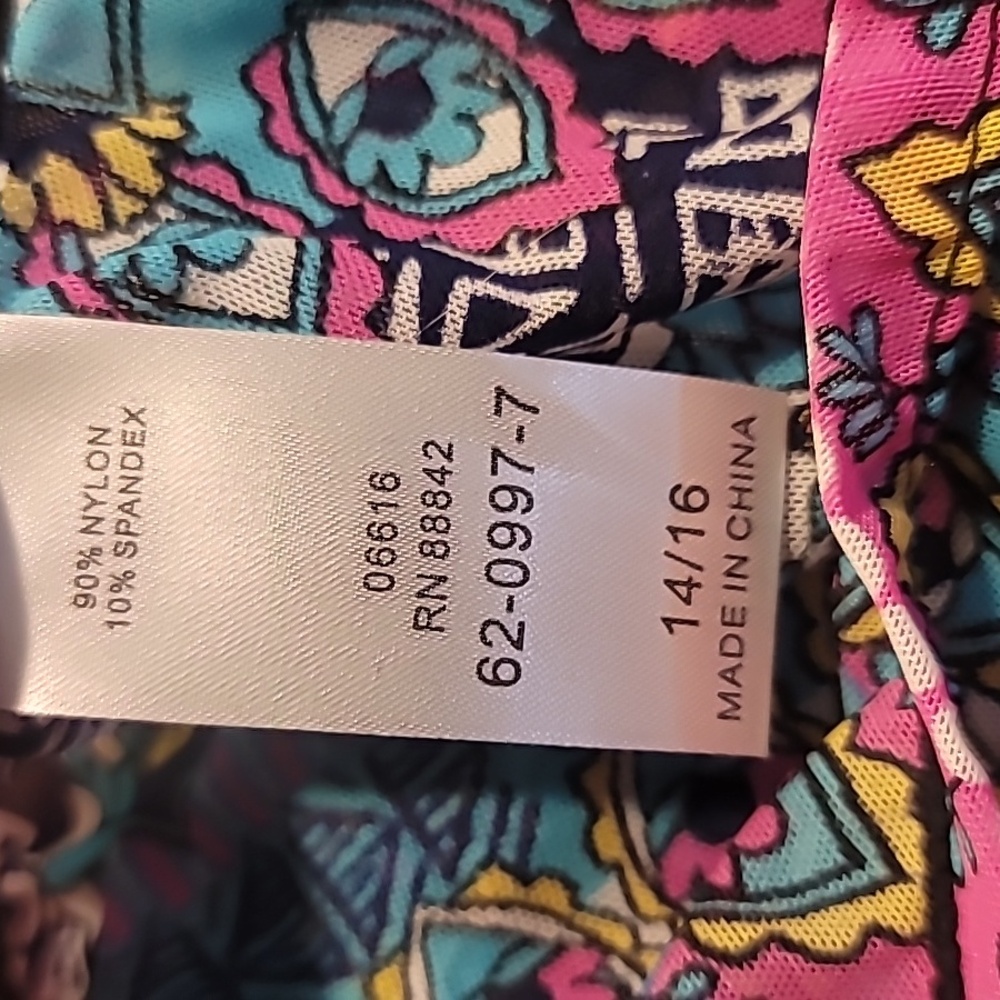 0842. Swimsuitsforall ~ Multicolor Floral Fabric ~ Coverup ~ 14/16 ~💜 - Picture 10 of 10